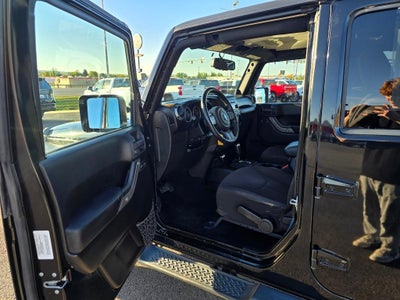 2013 Jeep Wrangler Unlimited 4WD 4dr Sport