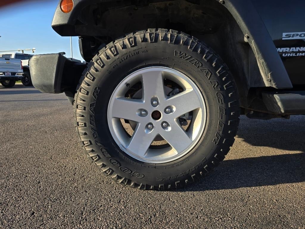 2013 Jeep Wrangler Unlimited 4WD 4dr Sport