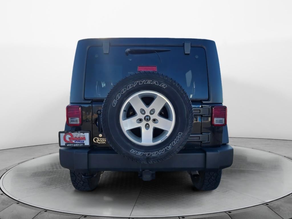2013 Jeep Wrangler Unlimited 4WD 4dr Sport