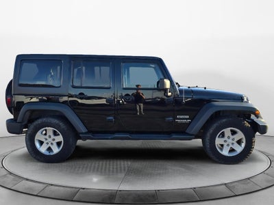 2013 Jeep Wrangler Unlimited 4WD 4dr Sport