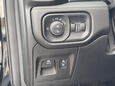 2022 RAM 1500 Limited Crew Cab 4x4 5'7" Box