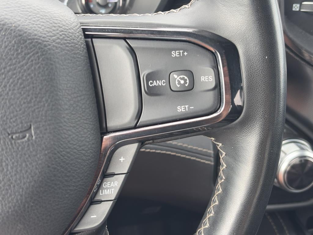 2022 RAM 1500 Limited Crew Cab 4x4 5'7" Box