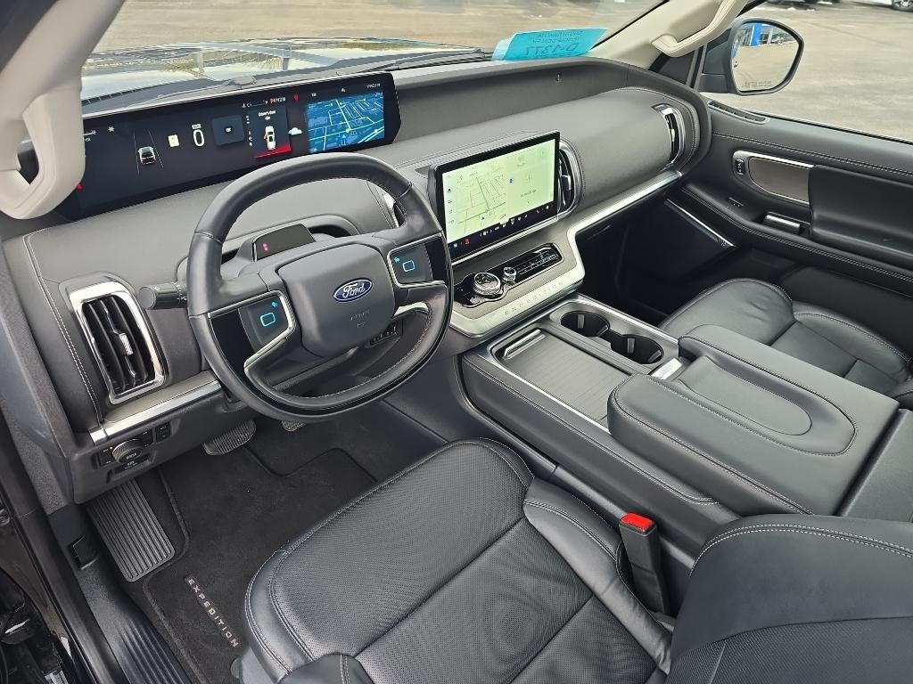 2025 Ford Expedition Platinum MAX