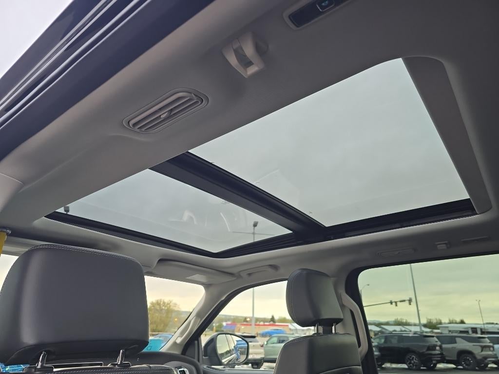 2025 Ford Expedition Platinum MAX