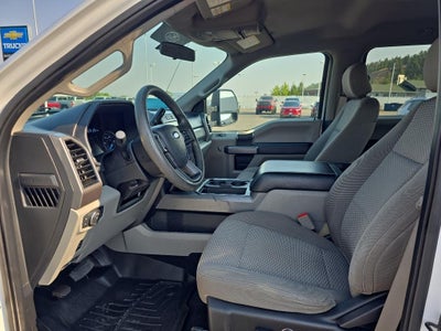 2019 Ford F-250 XLT 4WD Crew Cab 6.75' Box