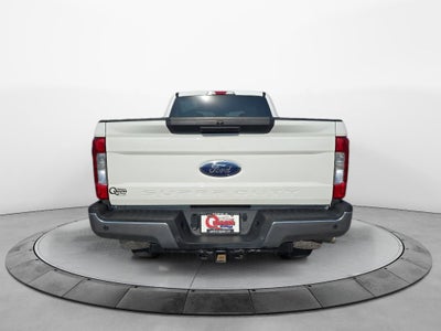 2019 Ford F-250 XLT 4WD Crew Cab 6.75' Box