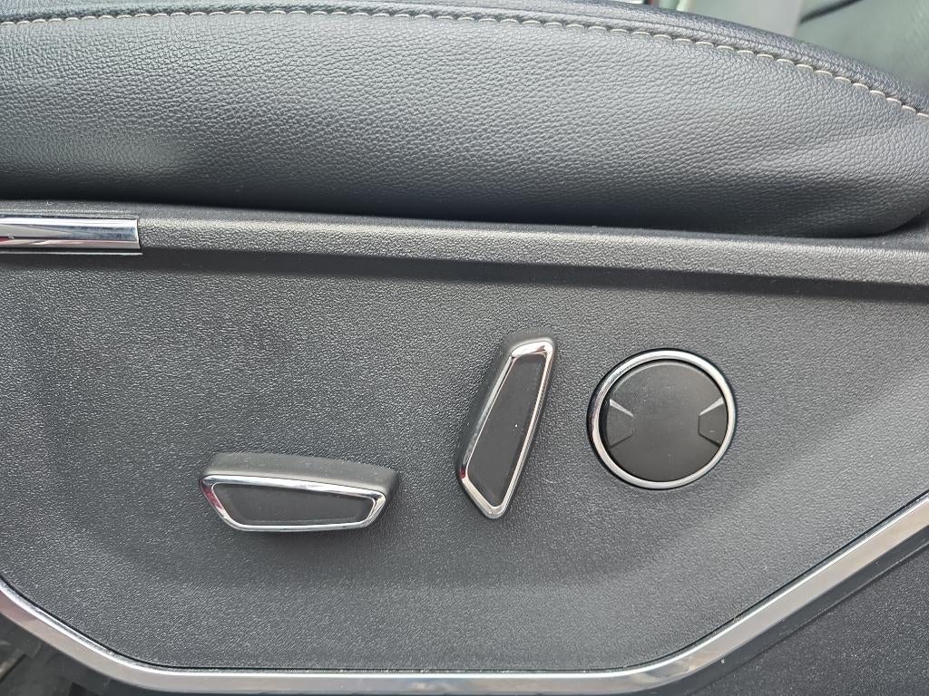 2023 Ford F-150 LARIAT 4WD SuperCrew 5.5' Box