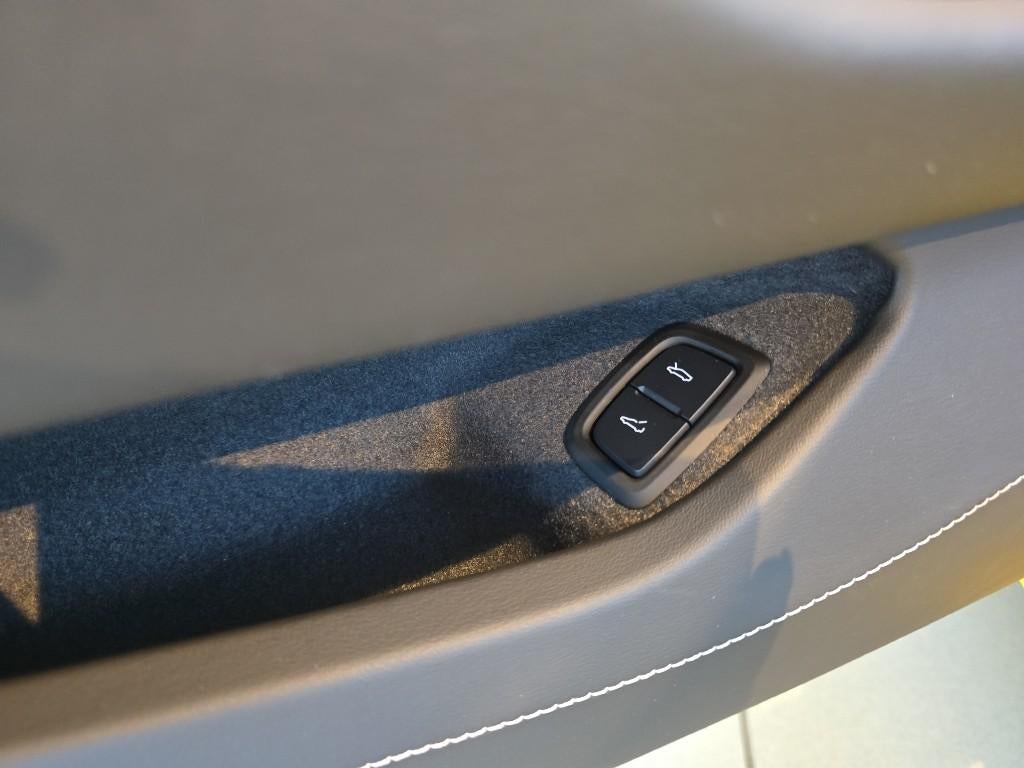 2025 Chevrolet Corvette Stingray 2LT