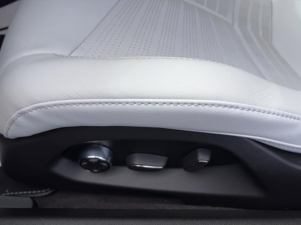 2024 Chevrolet Corvette Stingray Stingray Convertible 2LT