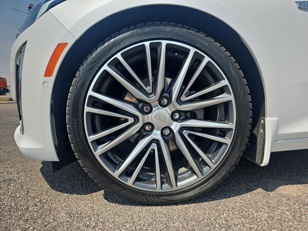 2022 Cadillac CT5 Premium Luxury