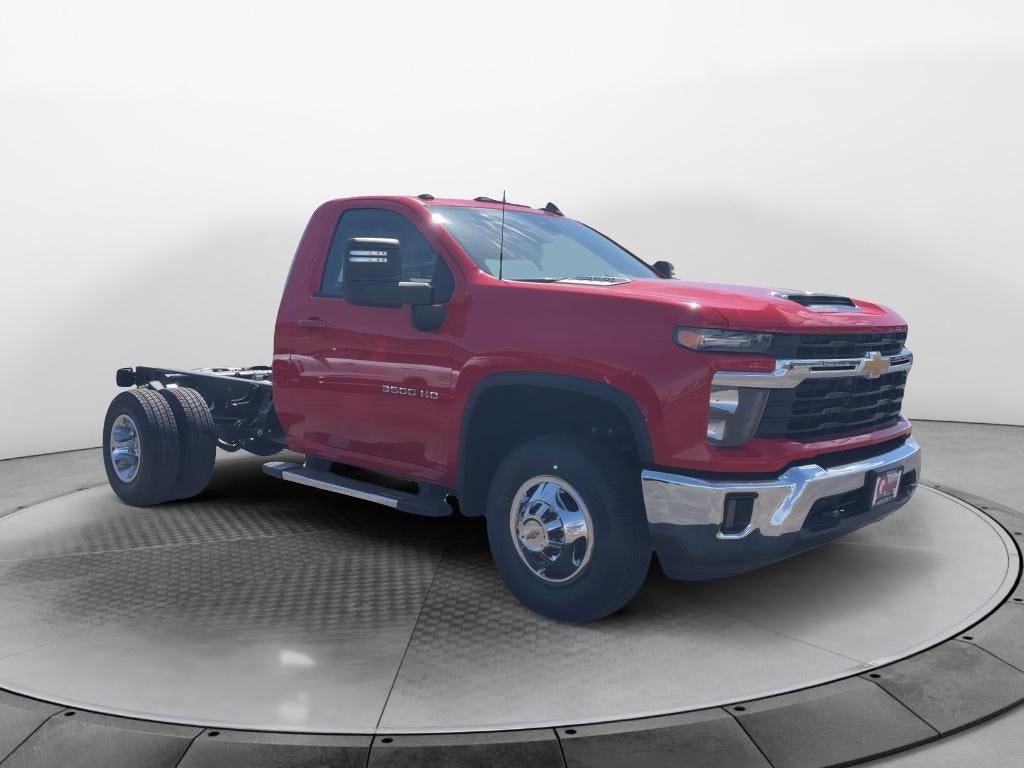 2026 Chevrolet Silverado 3500 HD Chassis Cab LT