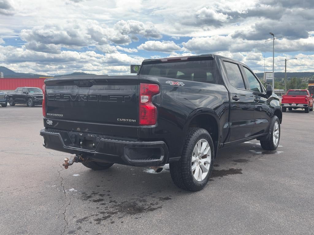 2022 Chevrolet Silverado 1500 Crew Cab Short Box 4-Wheel Drive Custom