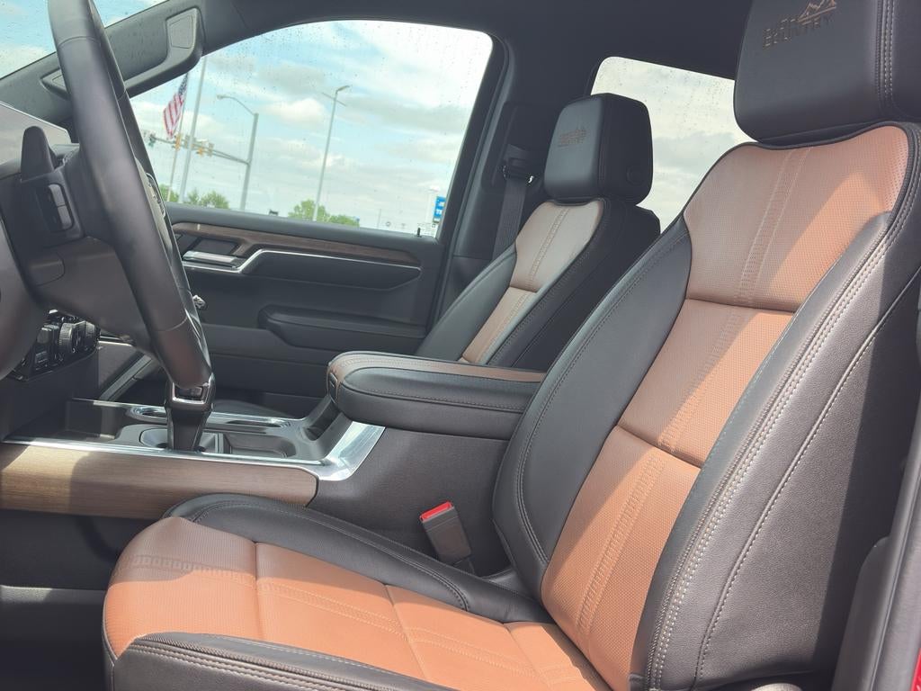 2023 Chevrolet Silverado 1500 Crew Cab Short Box 4-Wheel Drive High Country