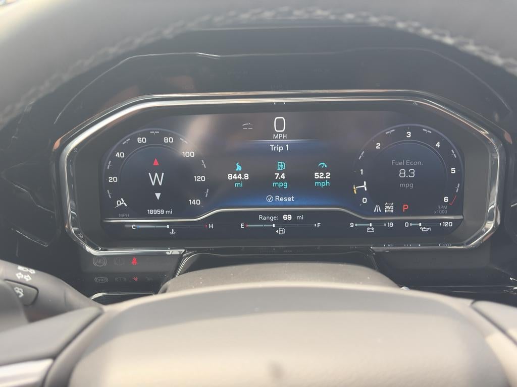 2023 Chevrolet Silverado 1500 Crew Cab Short Box 4-Wheel Drive High Country