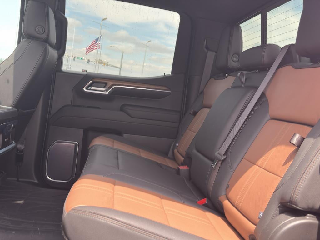 2023 Chevrolet Silverado 1500 Crew Cab Short Box 4-Wheel Drive High Country