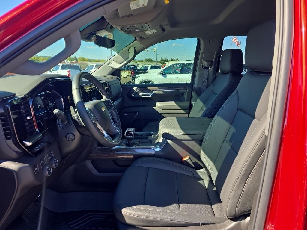 2025 Chevrolet Silverado 1500 Crew Cab Short Box 4-Wheel Drive LTZ