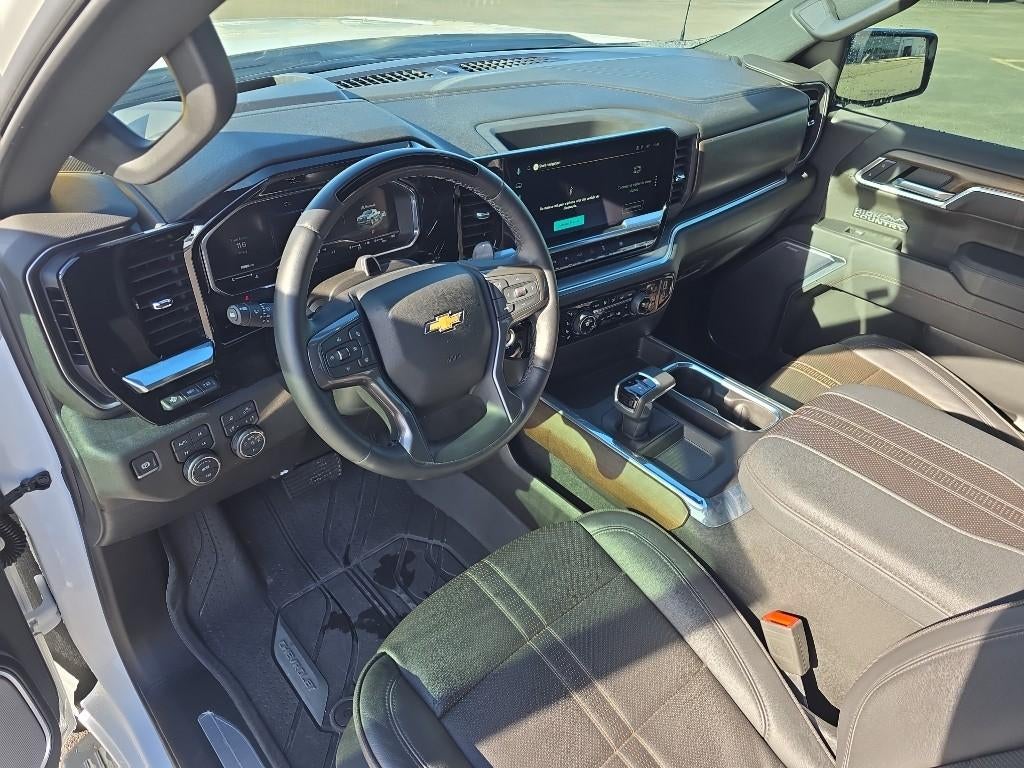 2025 Chevrolet Silverado 1500 Crew Cab Short Box 4-Wheel Drive High Country