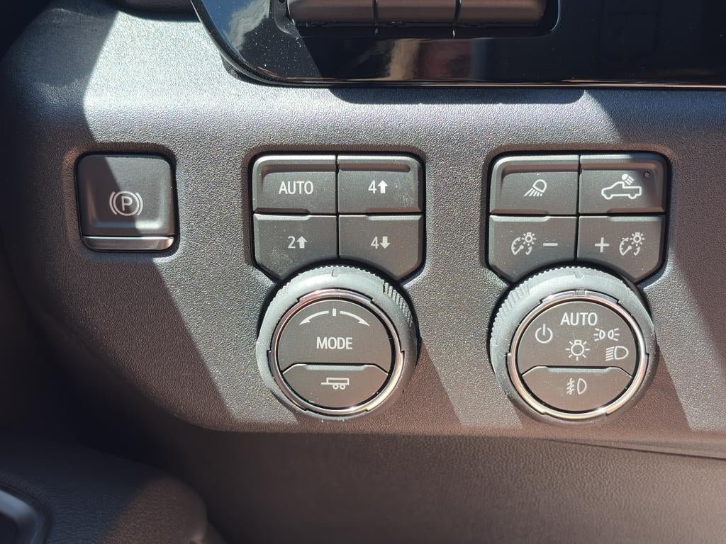 2026 Chevrolet Silverado 1500 High Country - Photo 15