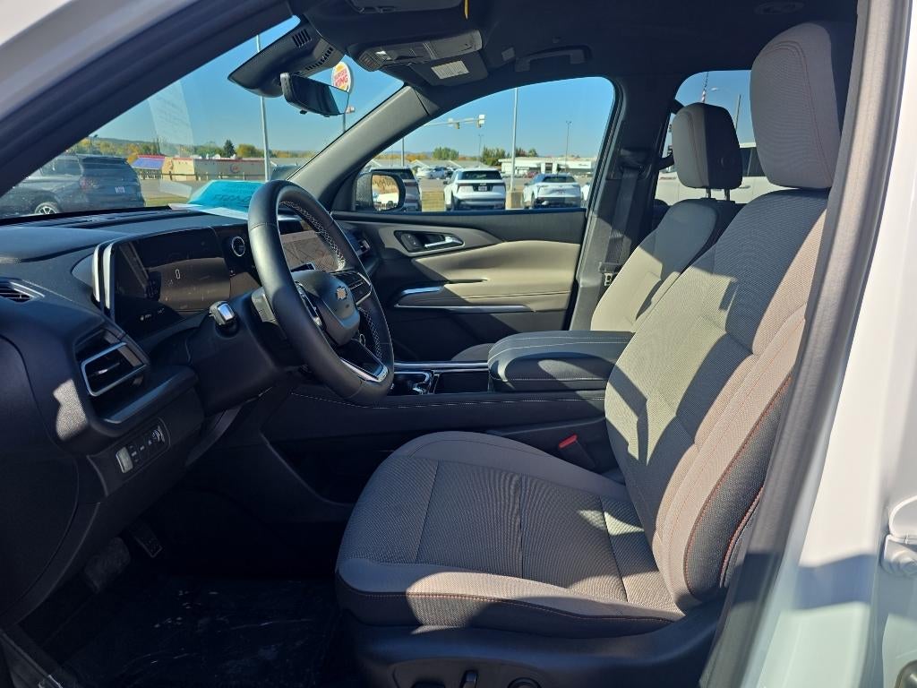 2026 Chevrolet Traverse LT - Photo 9