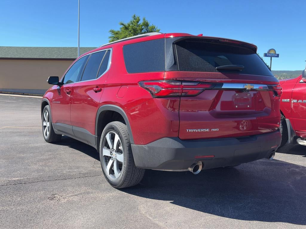 2023 Chevrolet Traverse LT Leather