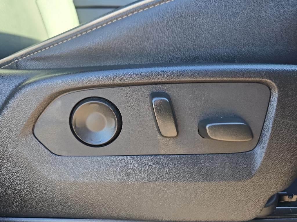 2024 Chevrolet Suburban Premier - Photo 30