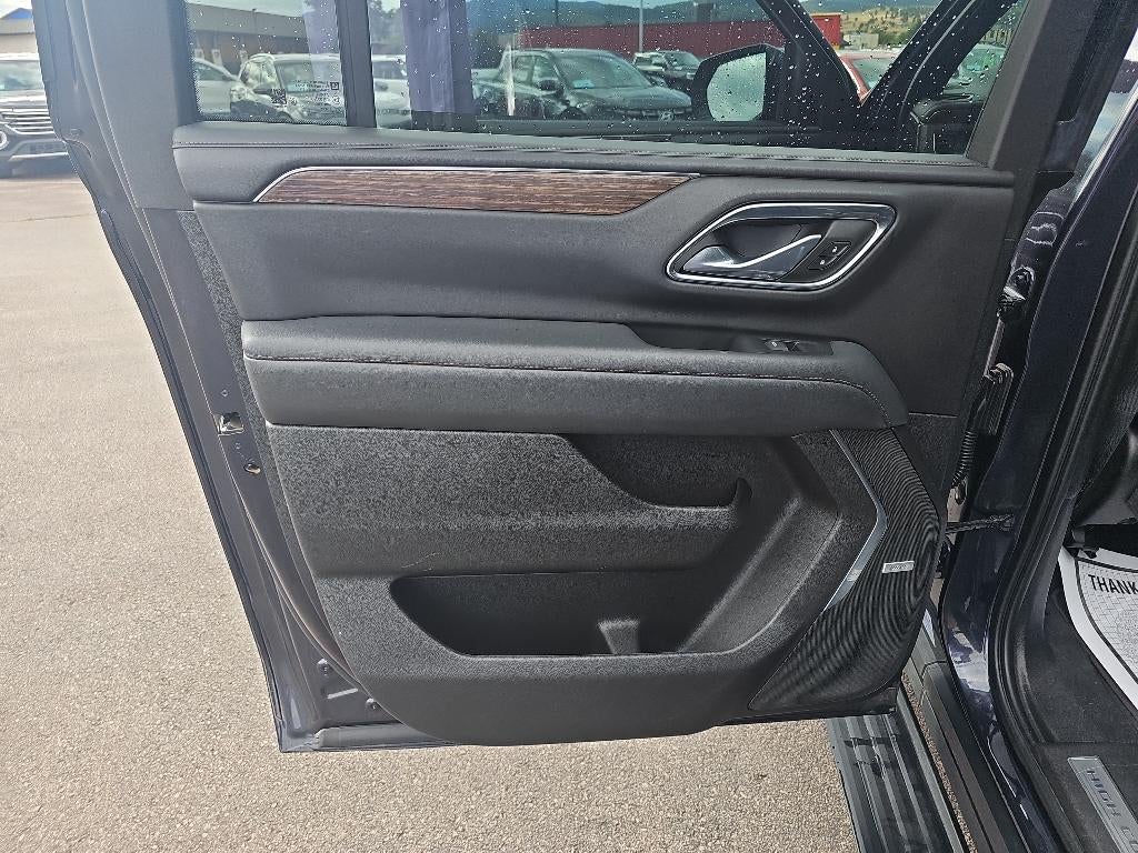 2023 Chevrolet Suburban High Country