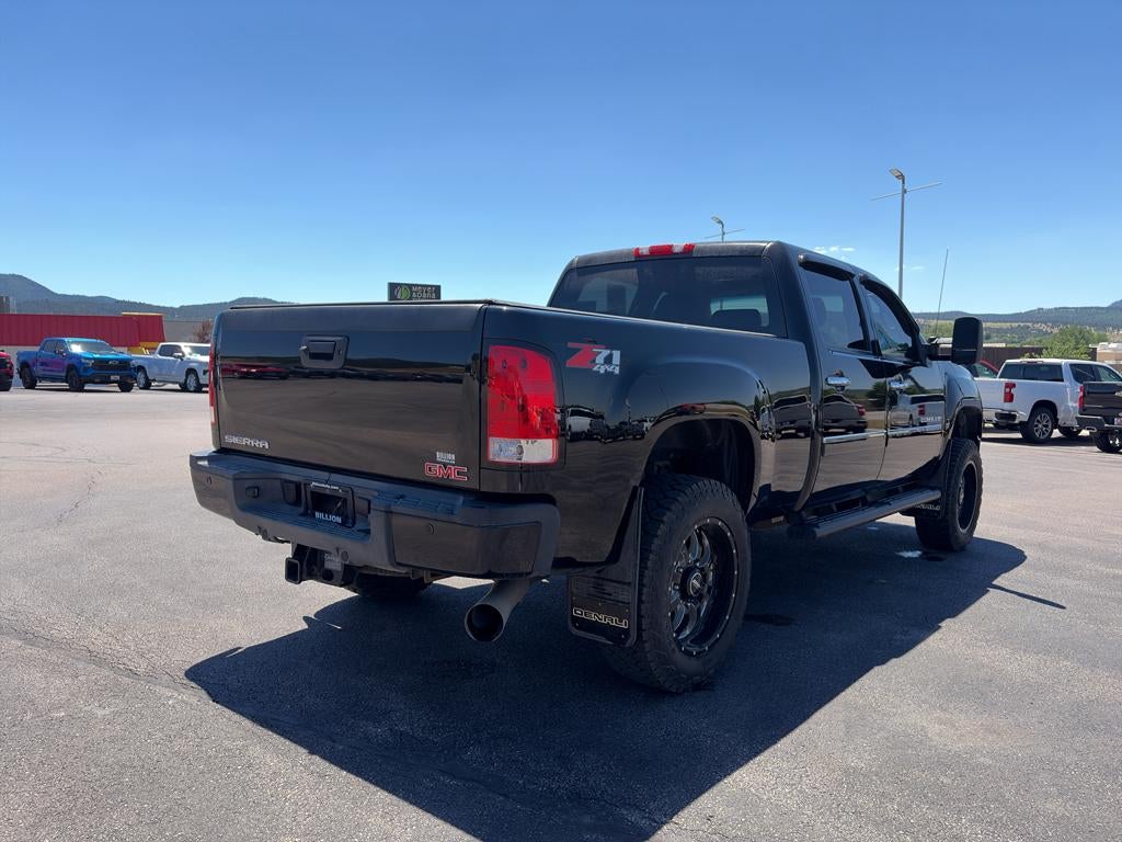 2014 GMC Sierra 3500 HD Crew Cab Standard Box 4-Wheel Drive Single Rear Wheel Denali