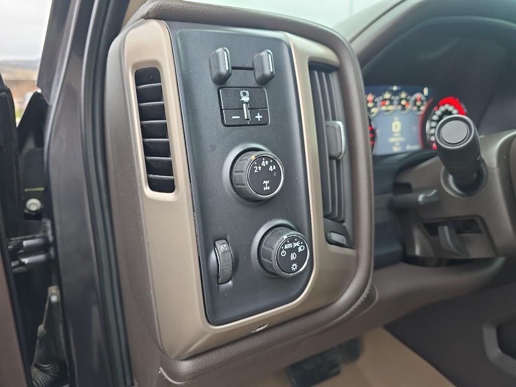 2016 GMC Sierra 3500 HD Crew Cab Standard Box 4-Wheel Drive Denali