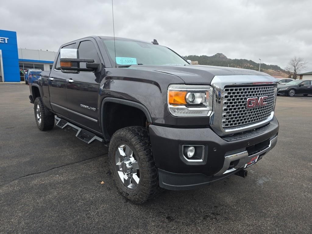 2016 GMC Sierra 3500 HD Crew Cab Standard Box 4-Wheel Drive Denali