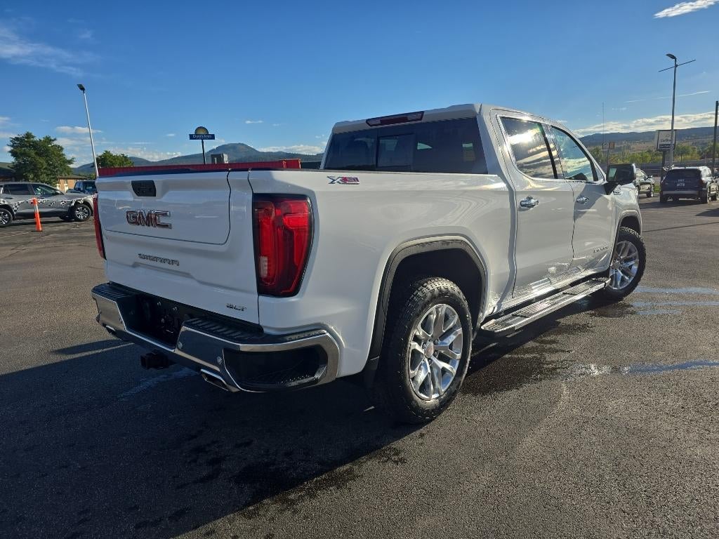 2021 GMC Sierra 1500 Crew Cab Short Box 4-Wheel Drive SLT