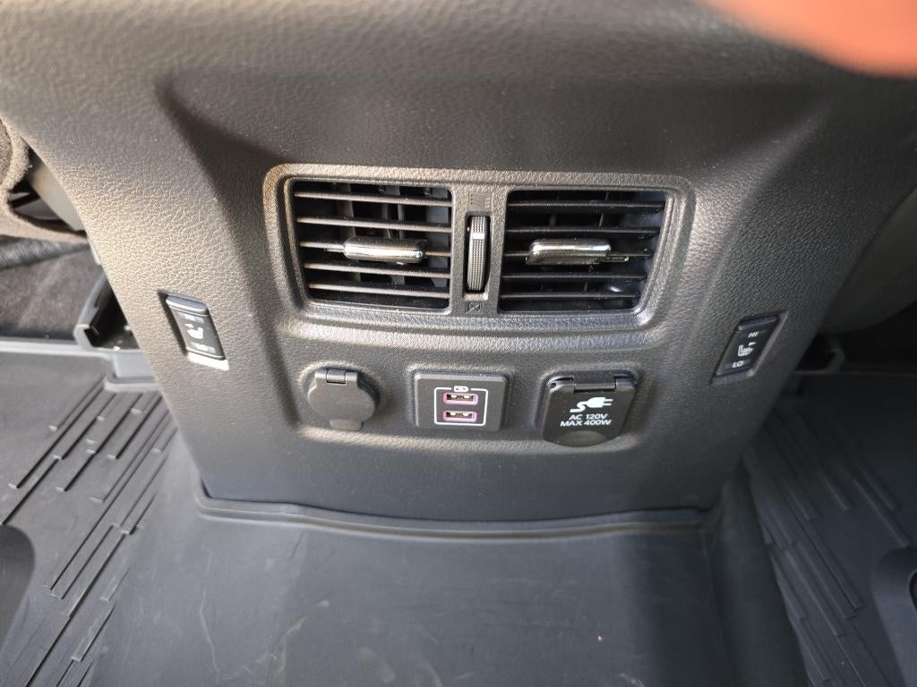 2024 Nissan TITAN 4x4 Crew Cab Platinum Reserve