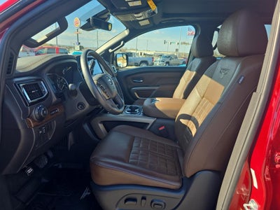 2024 Nissan TITAN 4x4 Crew Cab Platinum Reserve