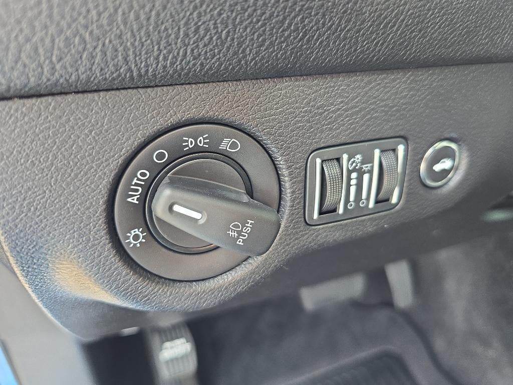 2015 Dodge Challenger 2dr Cpe SRT 392