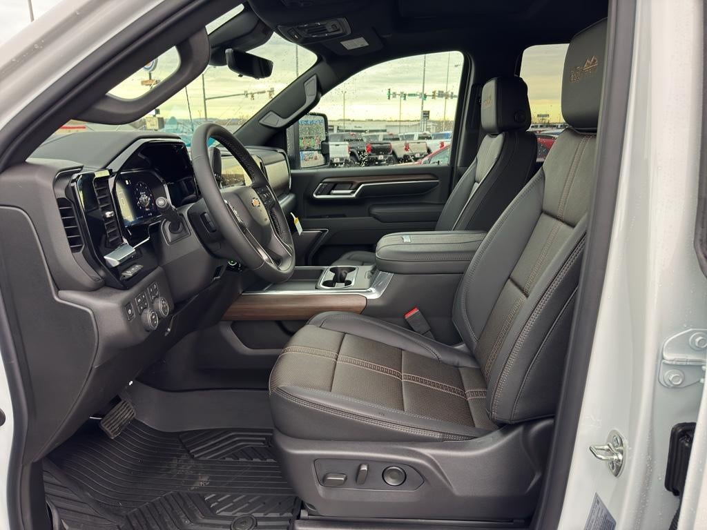 2026 Chevrolet Silverado 3500 HD High Country