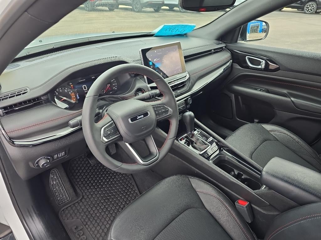 2025 Jeep Compass Trailhawk - Photo 10