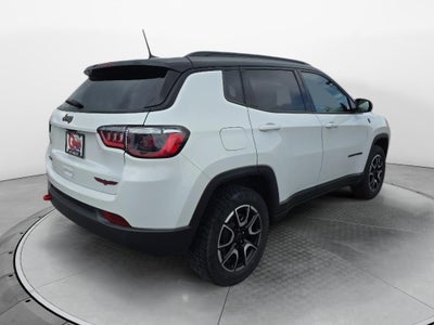 2025 Jeep Compass Trailhawk 4x4