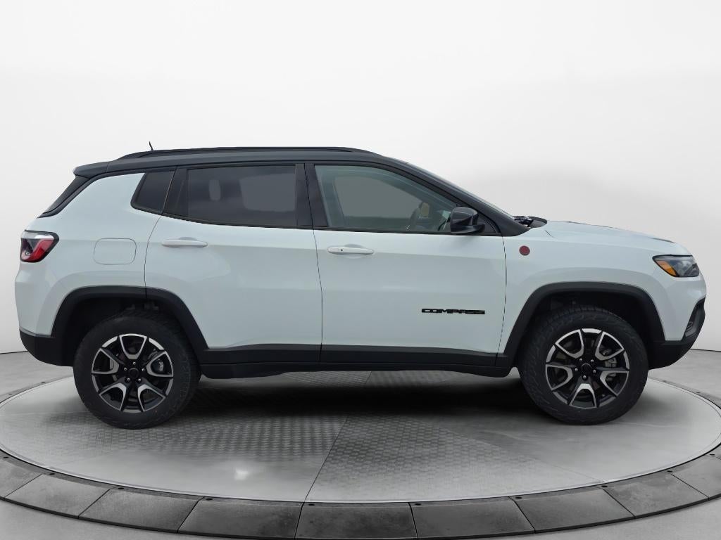 2025 Jeep Compass Trailhawk 4x4