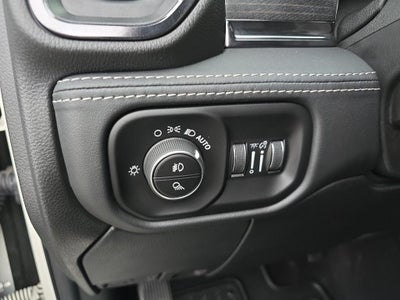 2022 RAM 3500 Limited Crew Cab 4x4 8' Box