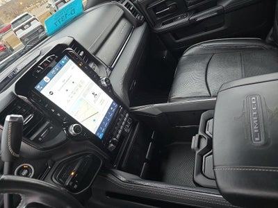 2022 RAM 3500 Limited Crew Cab 4x4 8' Box