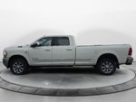 2022 RAM 3500 Limited Crew Cab 4x4 8' Box