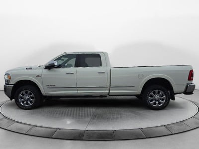 2022 RAM 3500 Limited Crew Cab 4x4 8' Box
