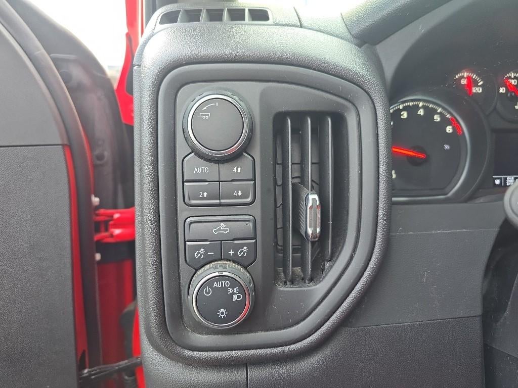 2024 Chevrolet Silverado 1500 Crew Cab Short Box 4-Wheel Drive Custom Trail Boss