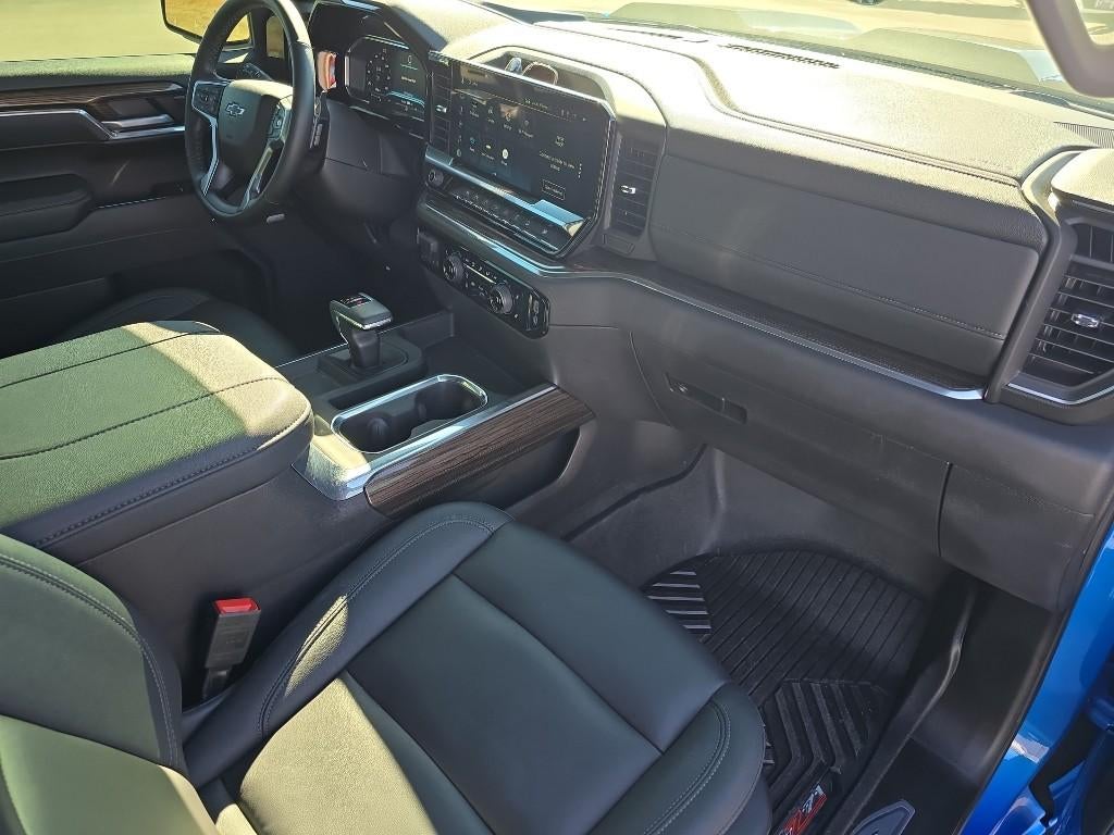 2025 Chevrolet Silverado 1500 Crew Cab Short Box 4-Wheel Drive LT Trail Boss