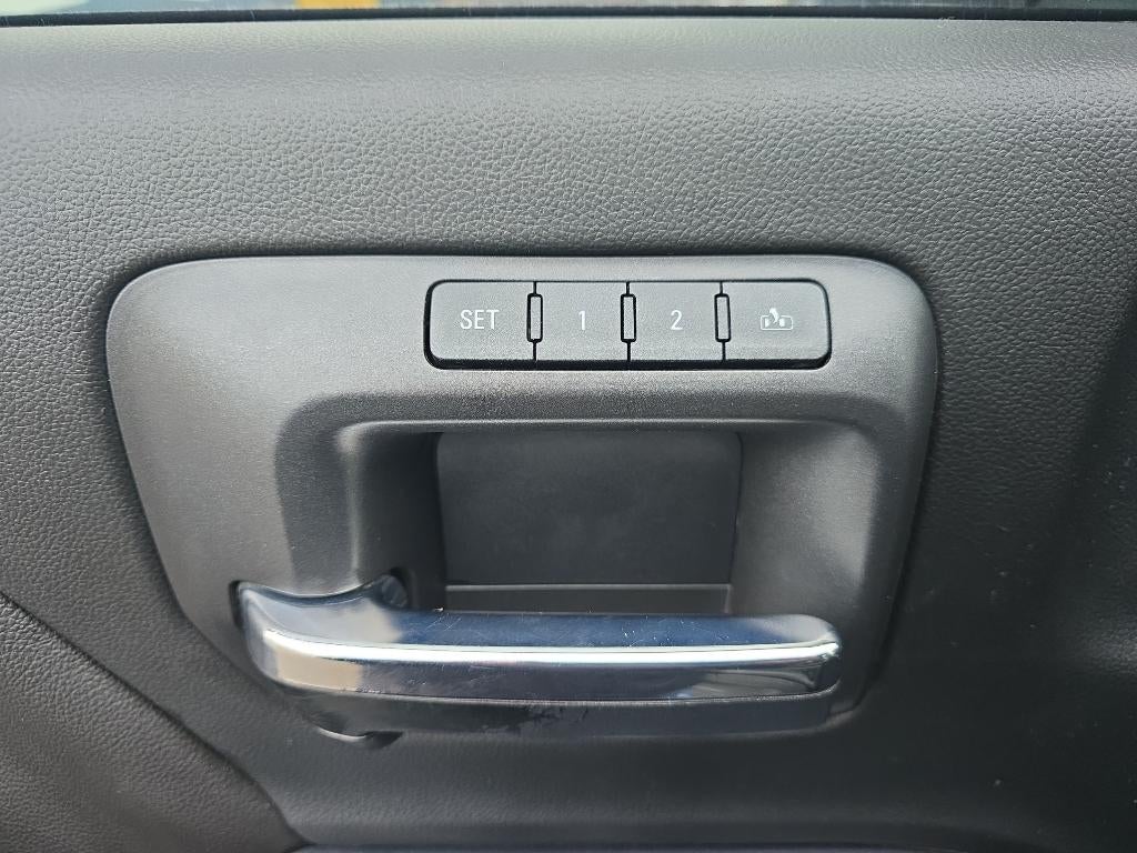 2018 Chevrolet Silverado 1500 Crew Cab Short Box 4-Wheel Drive LTZ