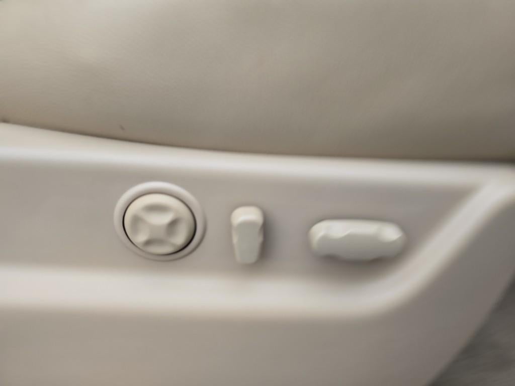 2012 Chevrolet Avalanche 4WD LTZ