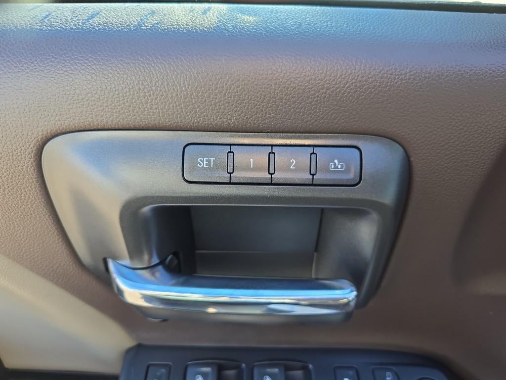 2015 GMC Sierra 1500 Crew Cab Short Box 4-Wheel Drive SLT