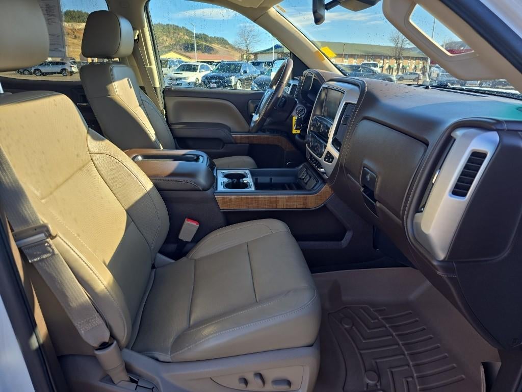 2015 GMC Sierra 1500 Crew Cab Short Box 4-Wheel Drive SLT