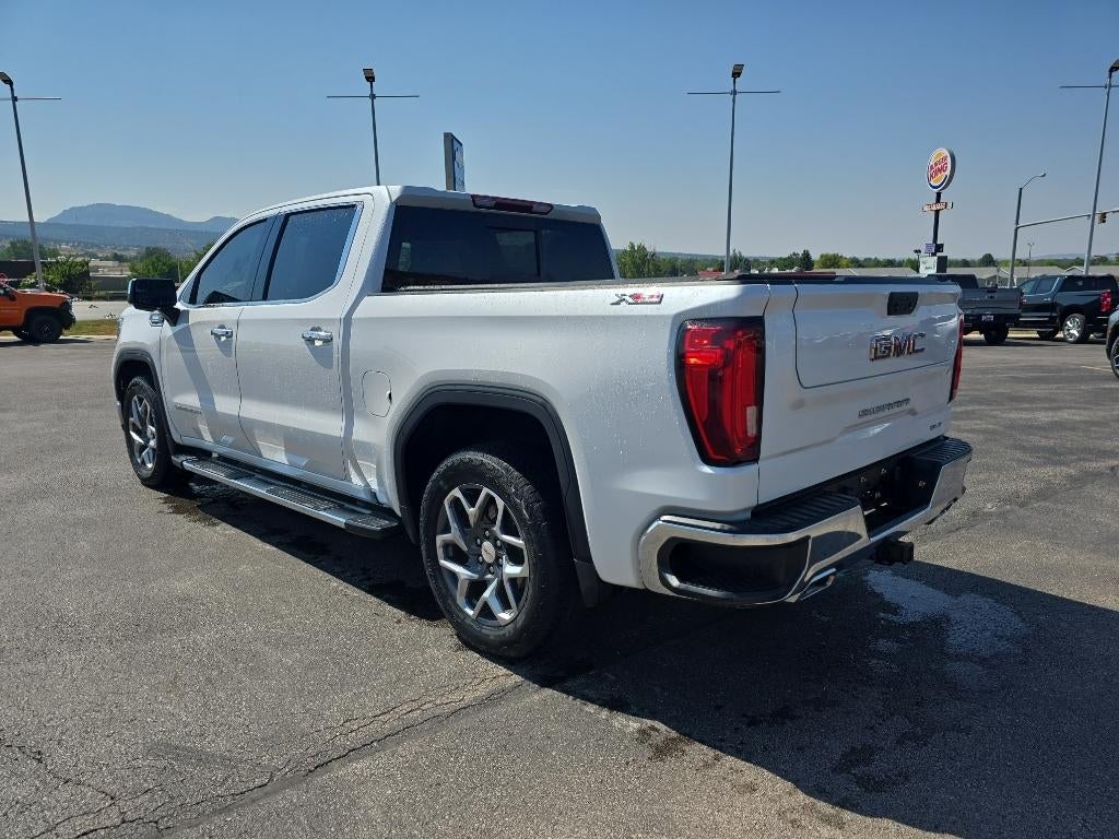 2023 GMC Sierra 1500 Crew Cab Short Box 4-Wheel Drive SLT
