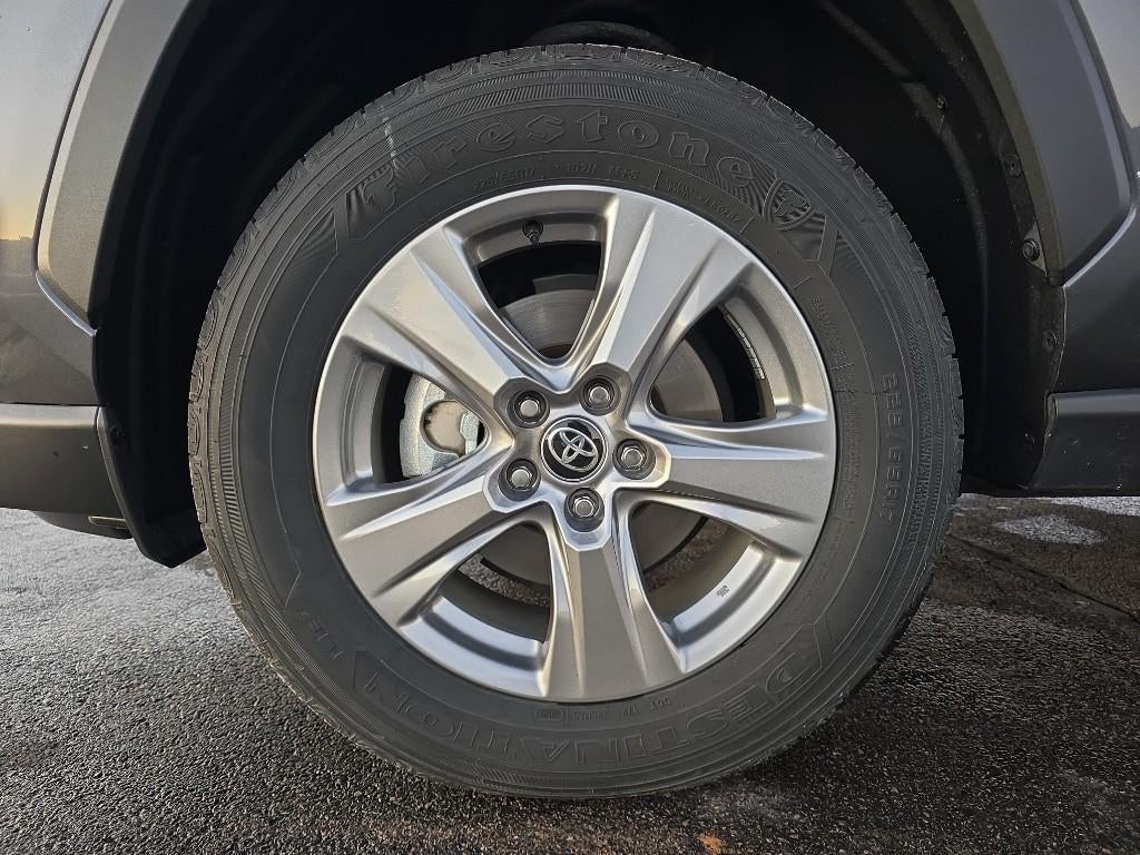 2025 Toyota RAV4 Hybrid LE