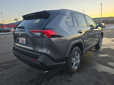 2025 Toyota RAV4 Hybrid LE